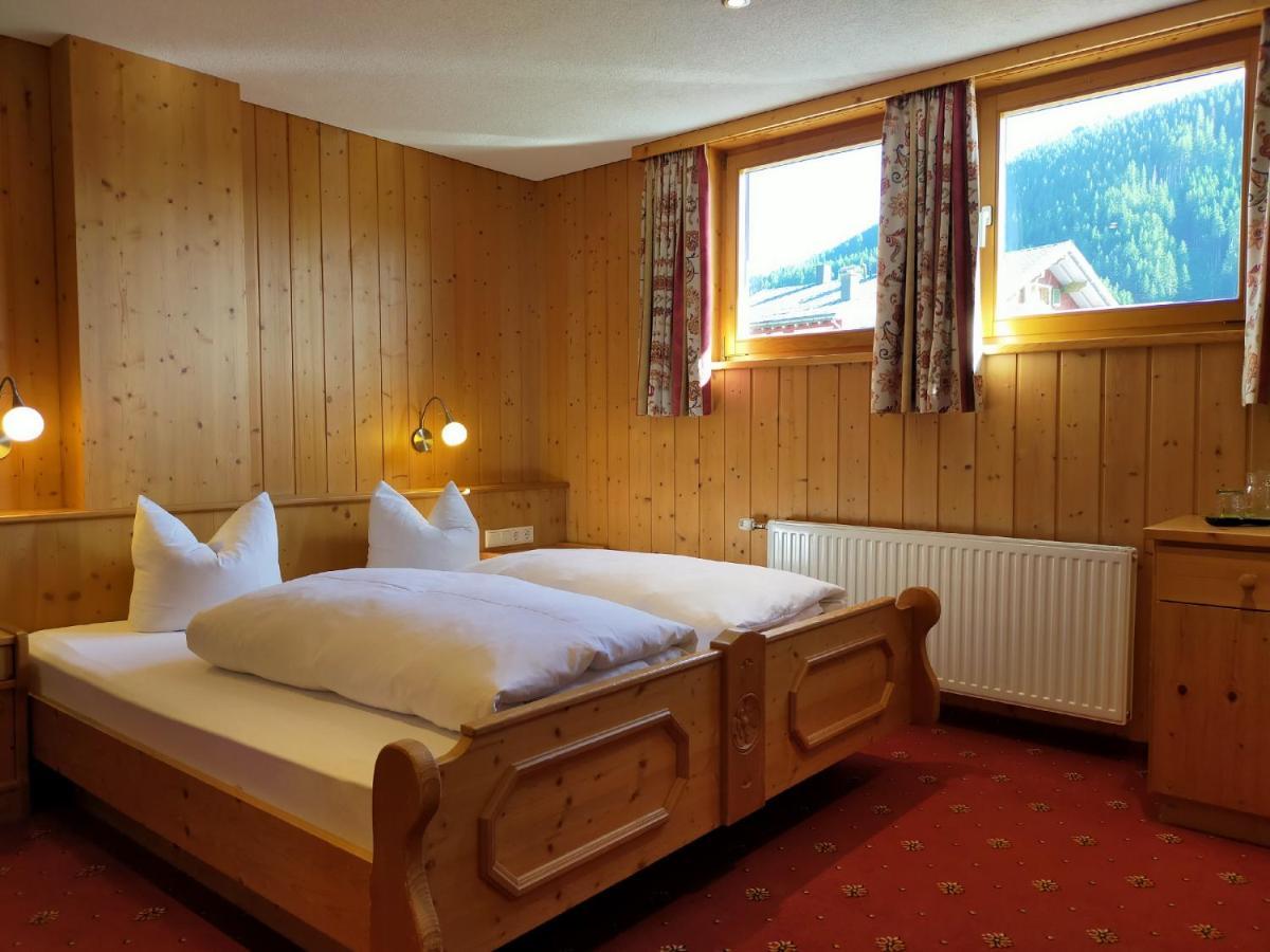 Pension Edelweiss ダーミュルス エクステリア 写真